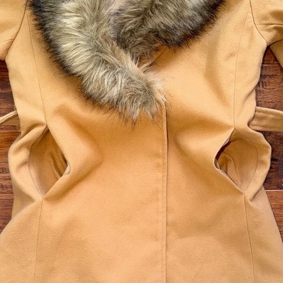 Ivy City Co Kids Sloane Camel Tan Peacoat with Removable Faux Fur Collar, 9/10 - Picture 3 of 13
